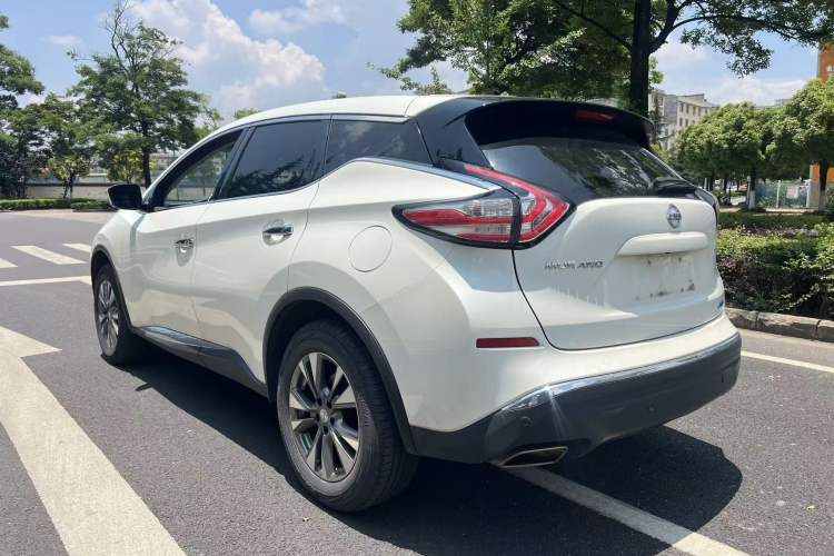 Used Nissan Murano 2019 2.5L XL Two-Wheel Drive Smart Connect Luxury Edition China VI Standard Exterior 6