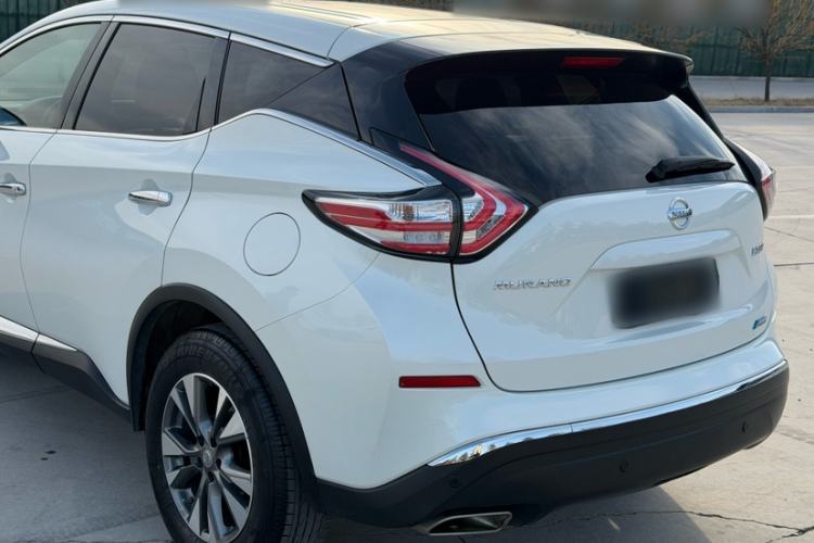 Used Nissan Murano 2019 2.5L XL Two-Wheel Drive Smart Connect Luxury Edition China VI Standard Exterior 6