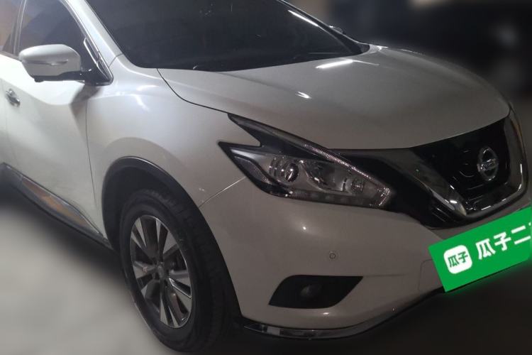 Used Nissan Murano 2019 2.5L XL Two-Wheel Drive Smart Connect Luxury Edition China VI Standard Front Right 45 Deg