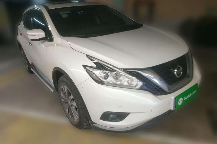 Used Nissan Murano 2019 2.5L XL Two-Wheel Drive SmartConnect Luxury Edition China V Standard Front Right 45 Deg