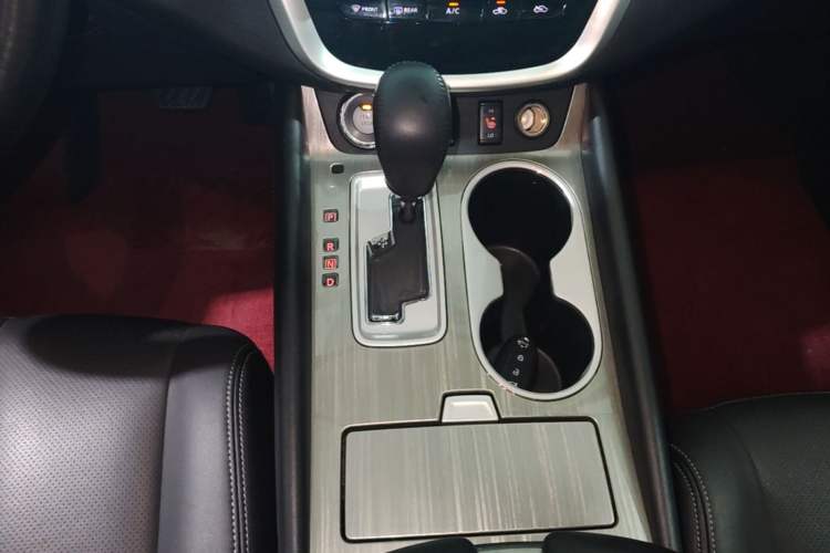 Used Nissan Murano 2019 2.5 S/C HEV XE Four-Wheel Drive Hybrid SmartConnect Prestige Edition China VI Standard Gear Lever
