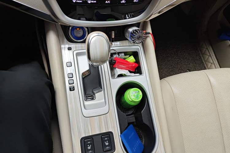 Used Nissan Murano 2019 2.5L XL Plus Two-Wheel Drive SmartConnect Leading Edition China VI Standard Gear Lever