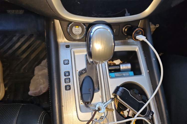 Used Nissan Murano 2019 2.5L XL Two-Wheel Drive Smart Connect Luxury Edition China VI Standard Gear Lever