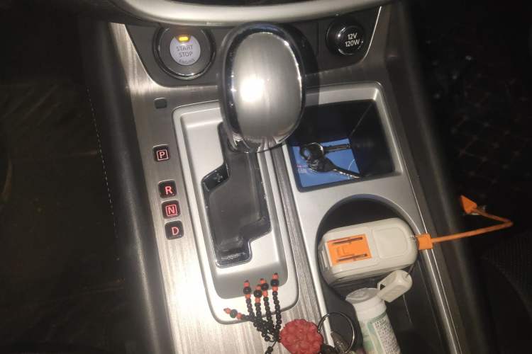 Used Nissan Murano 2019 2.5L XL Two-Wheel Drive Smart Connect Luxury Edition China VI Standard Gear Lever