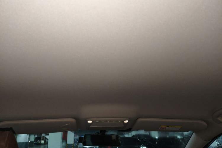 Used Nissan Murano 2019 2.5L XE Two-Wheel Drive Elite Version China VI Standard Headliner