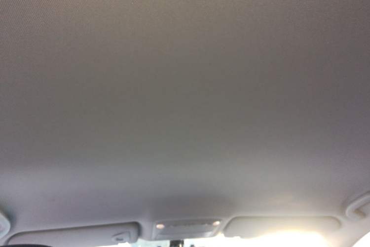 Used Nissan Murano 2019 2.5L XE Two-Wheel Drive Elite Version China VI Standard Headliner