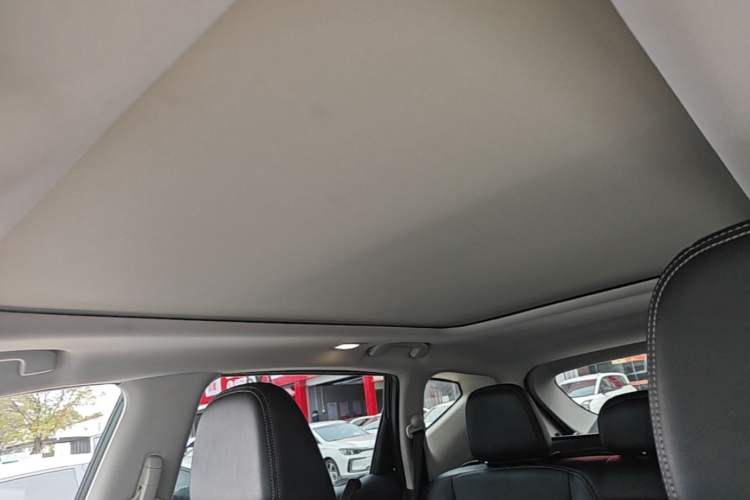 Used Nissan Murano 2019 2.5L XL Two-Wheel Drive Smart Connect Luxury Edition China VI Standard Headliner