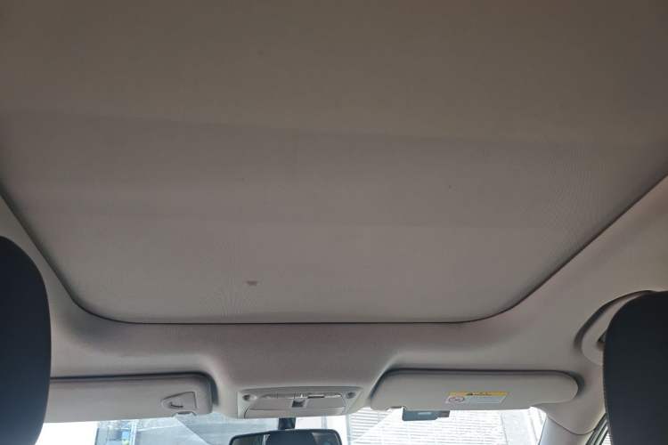 Used Nissan Murano 2019 2.5 S/C HEV XE Four-Wheel Drive Hybrid SmartConnect Prestige Edition China VI Standard Headliner