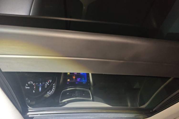 Used Nissan Murano 2019 2.5L XL Plus Two-Wheel Drive SmartConnect Leading Edition China VI Standard Headliner