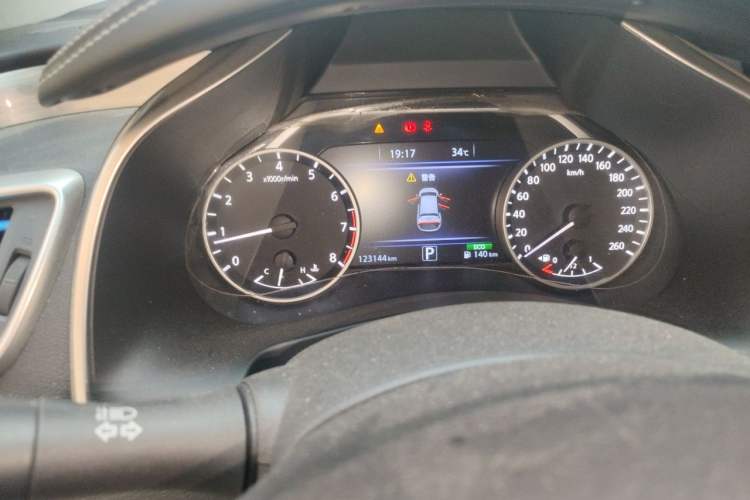 Used Nissan Murano 2019 2.5L XL Two-Wheel Drive Smart Connect Luxury Edition China VI Standard Instrument Cluster