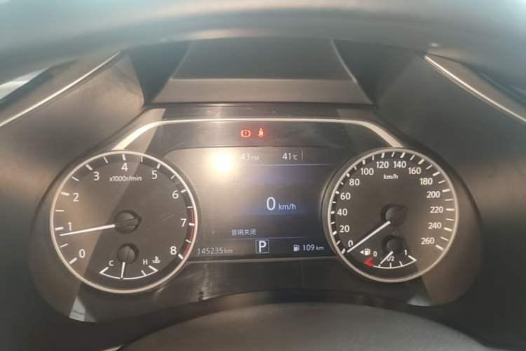 Used Nissan Murano 2019 2.5L XL Two-Wheel Drive Smart Connect Luxury Edition China VI Standard Instrument Cluster