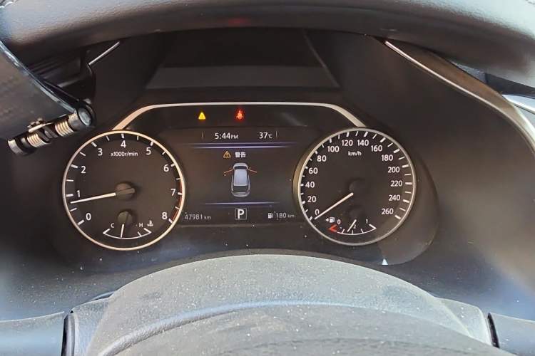 Used Nissan Murano 2019 2.5L XE Two-Wheel Drive Elite Version China VI Standard Instrument Cluster