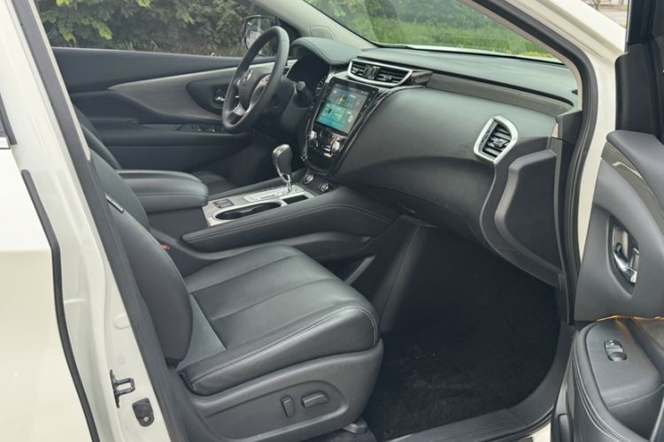 Used Nissan Murano 2019 2.5L XL Two-Wheel Drive SmartConnect Luxury Edition China V Standard Interior 3