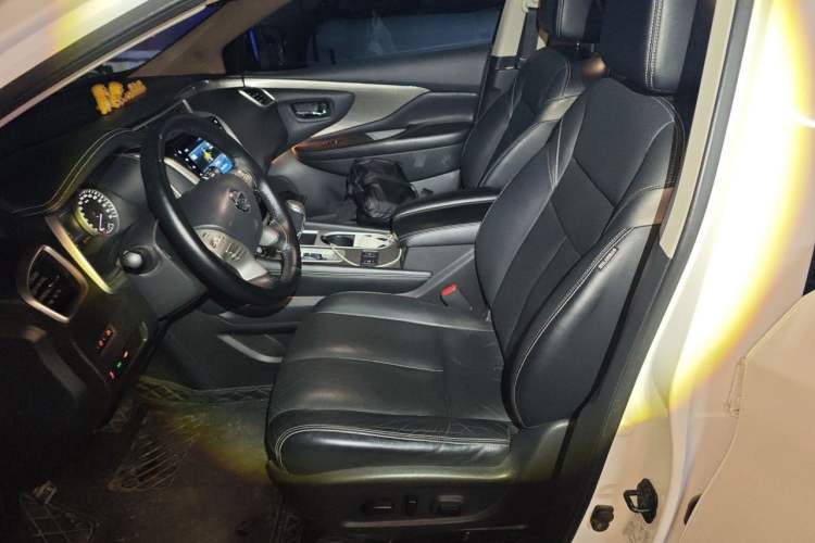 Used Nissan Murano 2019 2.5L XL Two-Wheel Drive Smart Connect Luxury Edition China VI Standard Left Front Seat