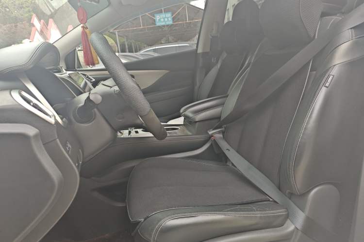 Used Nissan Murano 2019 2.5L XL Two-Wheel Drive Smart Connect Luxury Edition China VI Standard Left Front Seat