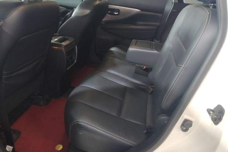 Used Nissan Murano 2019 2.5 S/C HEV XE Four-Wheel Drive Hybrid SmartConnect Prestige Edition China VI Standard Left Rear Seat