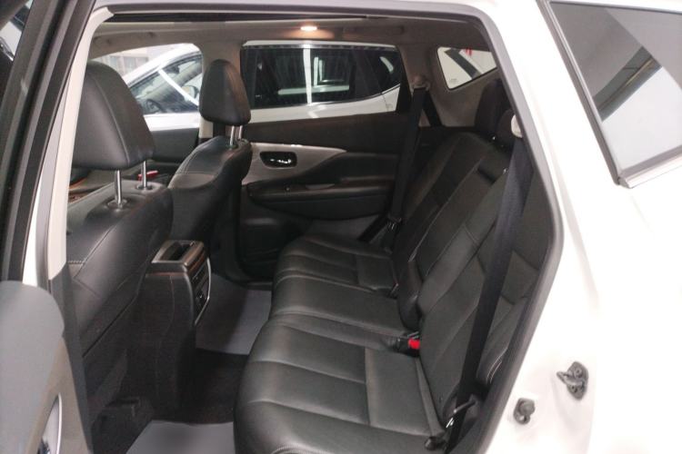 Used Nissan Murano 2019 2.5 S/C HEV XE Four-Wheel Drive Hybrid SmartConnect Prestige Edition China VI Standard Left Rear Seat