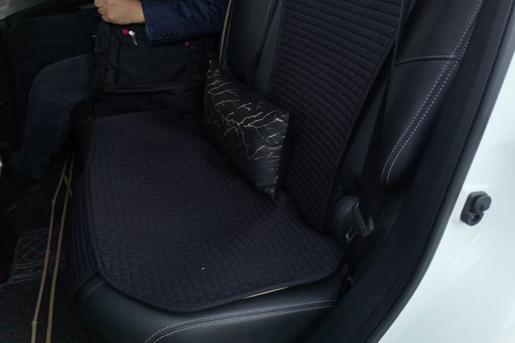 Used Nissan Murano 2019 2.5L XL Two-Wheel Drive Smart Connect Luxury Edition China VI Standard Left Rear Seat