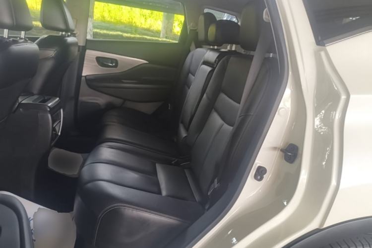 Used Nissan Murano 2019 2.5L XL Two-Wheel Drive Smart Connect Luxury Edition China VI Standard Left Rear Seat