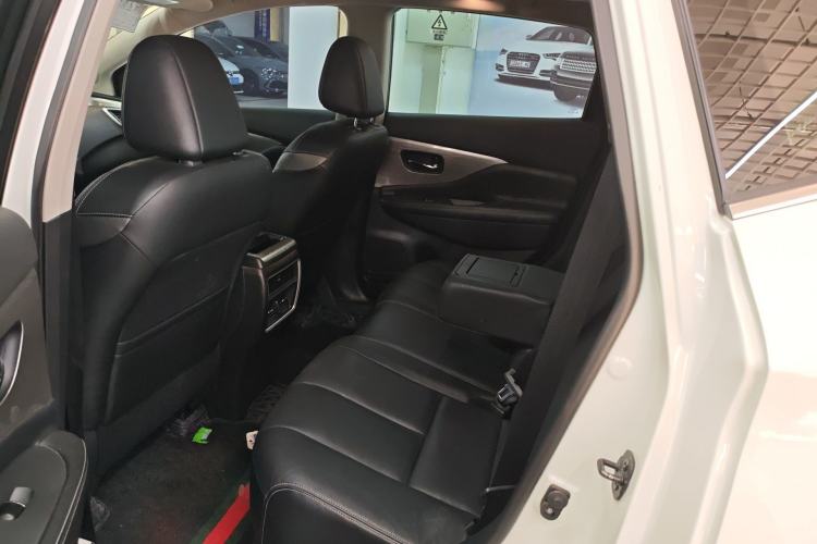 Used Nissan Murano 2019 2.5L XL Two-Wheel Drive Smart Connect Luxury Edition China VI Standard Left Rear Seat