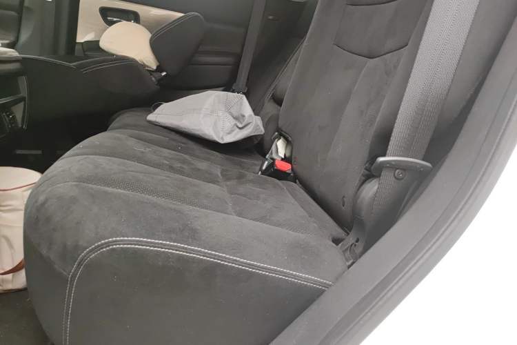 Used Nissan Murano 2019 2.5L XE Two-Wheel Drive Elite Version China VI Standard Left Rear Seat