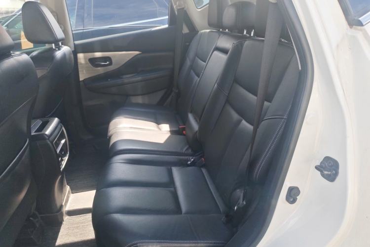 Used Nissan Murano 2019 2.5L XL Two-Wheel Drive Smart Connect Luxury Edition China VI Standard Left Rear Seat