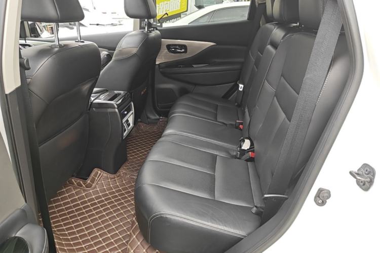 Used Nissan Murano 2019 2.5L XL Two-Wheel Drive Smart Connect Luxury Edition China VI Standard Left Rear Seat