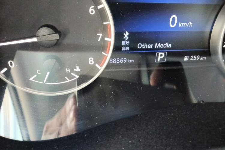 Used Nissan Murano 2019 2.5L XE Two-Wheel Drive Elite Version China VI Standard Odometer Close Up