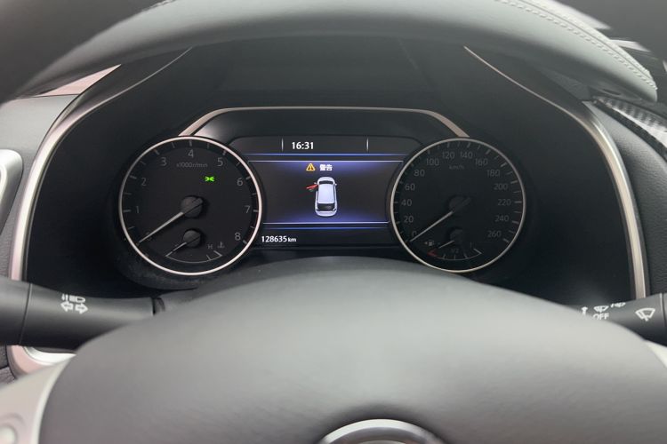 Used Nissan Murano 2019 2.5L XL Two-Wheel Drive SmartConnect Luxury Edition China V Standard Odometer Close Up
