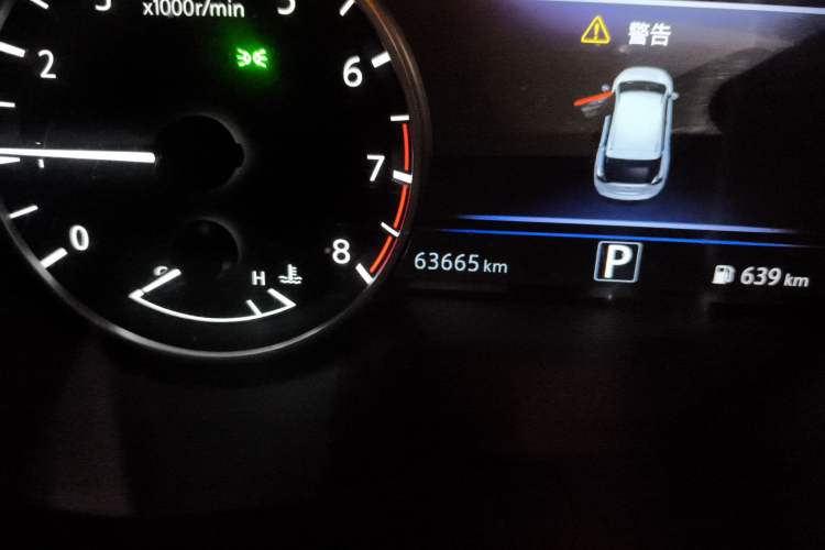 Used Nissan Murano 2019 2.5L XL Two-Wheel Drive Smart Connect Luxury Edition China VI Standard Odometer Close Up
