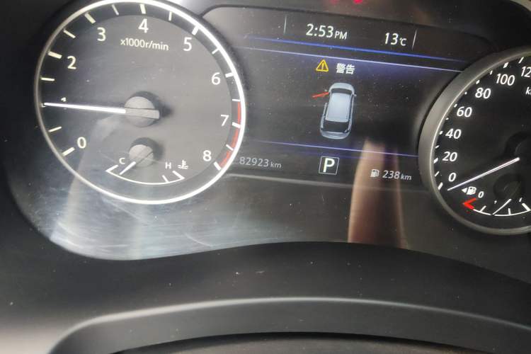 Used Nissan Murano 2019 2.5L XL Two-Wheel Drive SmartConnect Luxury Edition China V Standard Odometer Close Up