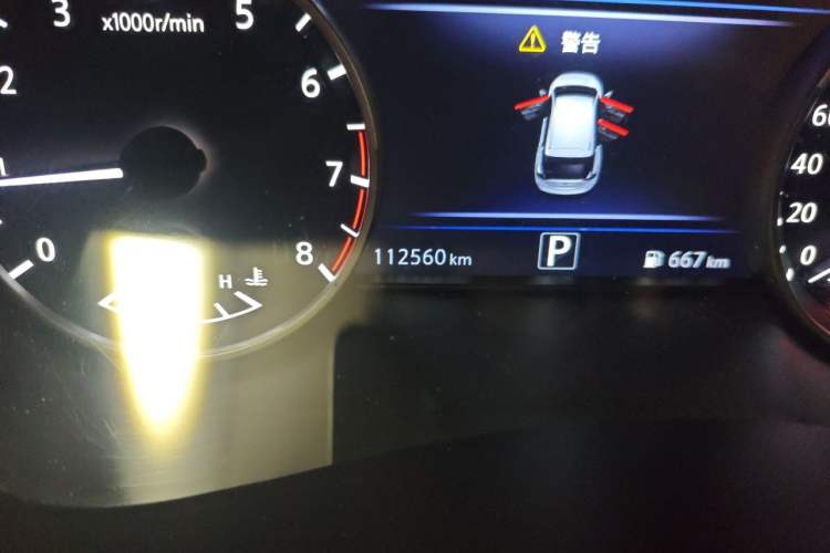 Used Nissan Murano 2019 2.5L XL Plus Two-Wheel Drive SmartConnect Leading Edition China VI Standard Odometer Close Up