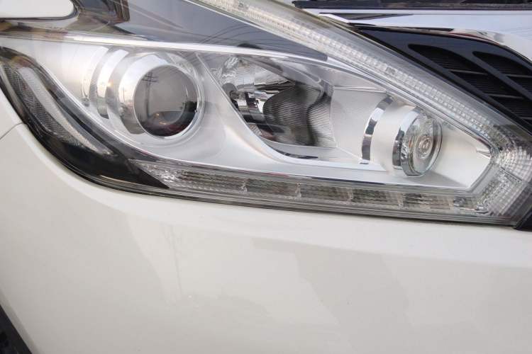Used Nissan Murano 2019 2.5L XE Two-Wheel Drive Elite Version China VI Standard Right Front Headlight