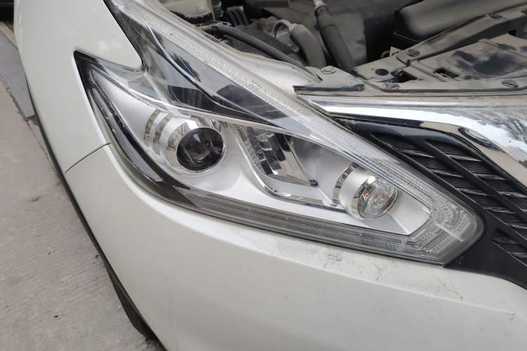 Used Nissan Murano 2019 2.5L XL Two-Wheel Drive SmartConnect Luxury Edition China V Standard Right Front Headlight