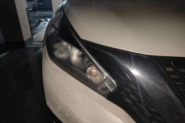 Used Nissan Murano 2019 2.5L XL Two-Wheel Drive Smart Connect Luxury Edition China VI Standard Right Front Headlight