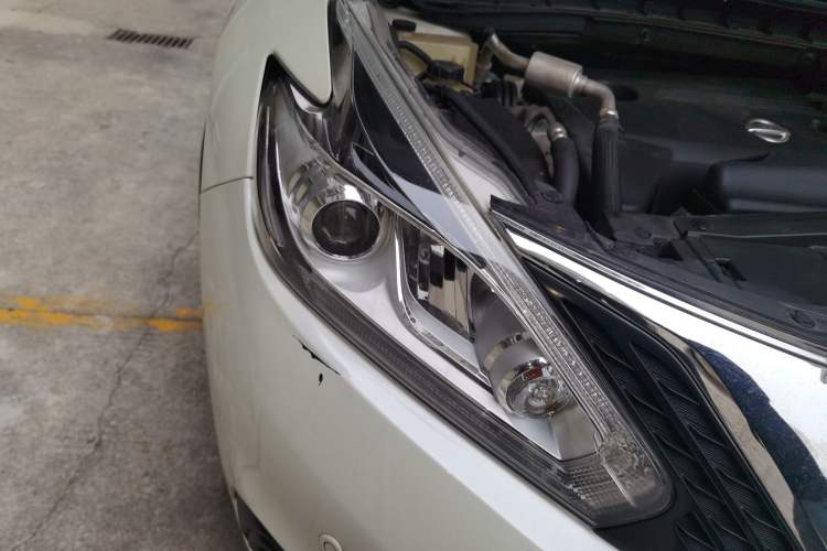 Used Nissan Murano 2019 2.5L XL Two-Wheel Drive Smart Connect Luxury Edition China VI Standard Right Front Headlight