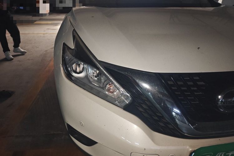 Used Nissan Murano 2019 2.5L XL Two-Wheel Drive Smart Connect Luxury Edition China VI Standard Right Front Headlight