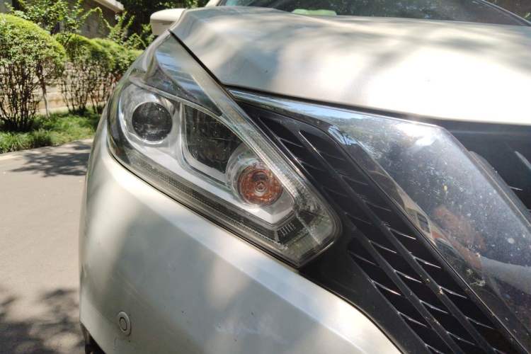 Used Nissan Murano 2019 2.5L XL Two-Wheel Drive Smart Connect Luxury Edition China VI Standard Right Front Headlight