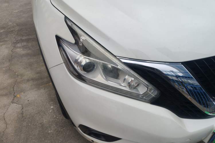 Used Nissan Murano 2019 2.5L XE Two-Wheel Drive Elite Version China VI Standard Right Front Headlight