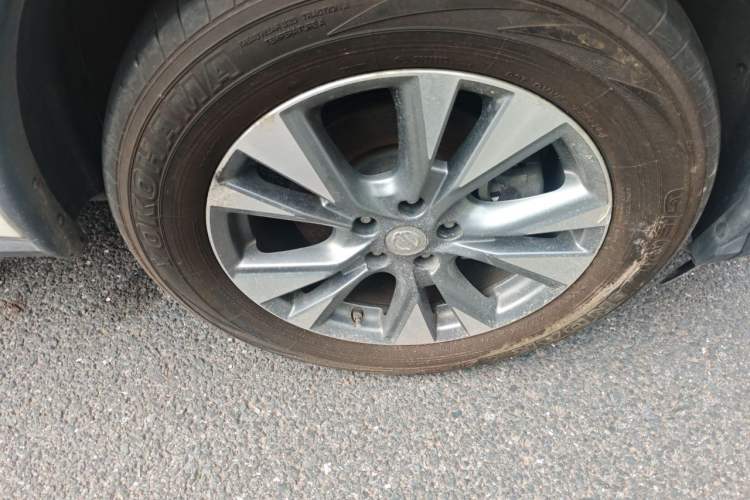 Used Nissan Murano 2019 2.5L XL Two-Wheel Drive Smart Connect Luxury Edition China VI Standard Right Front Wheel Hub