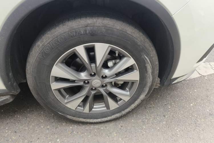 Used Nissan Murano 2019 2.5L XL Two-Wheel Drive Smart Connect Luxury Edition China VI Standard Right Front Wheel Hub