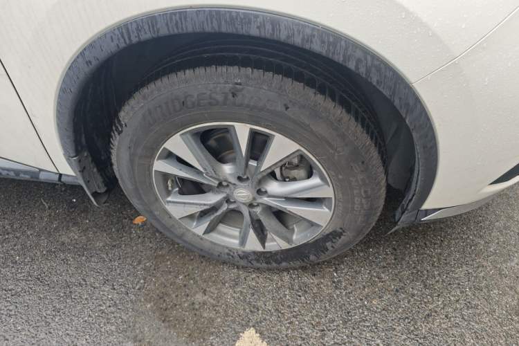 Used Nissan Murano 2019 2.5L XL Two-Wheel Drive Smart Connect Luxury Edition China VI Standard Right Front Wheel Hub