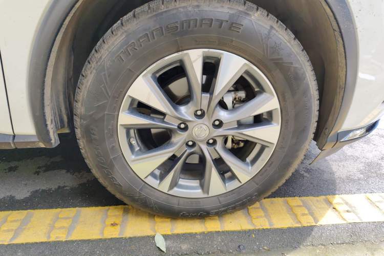 Used Nissan Murano 2019 2.5L XL Two-Wheel Drive SmartConnect Luxury Edition China V Standard Right Front Wheel Hub