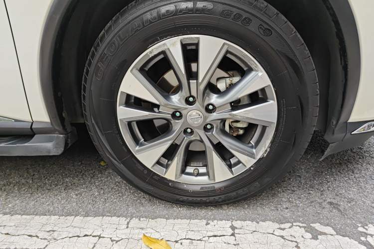 Used Nissan Murano 2019 2.5L XL Plus Two-Wheel Drive SmartConnect Leading Edition China VI Standard Right Front Wheel Hub
