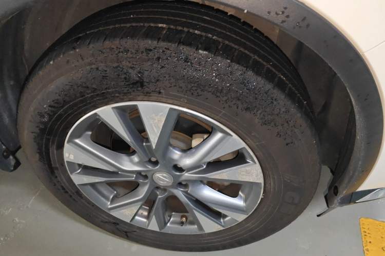 Used Nissan Murano 2019 2.5L XL Two-Wheel Drive Smart Connect Luxury Edition China VI Standard Right Front Wheel Hub