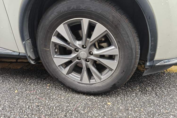 Used Nissan Murano 2019 2.5L XE Two-Wheel Drive Elite Version China VI Standard Right Front Wheel Hub