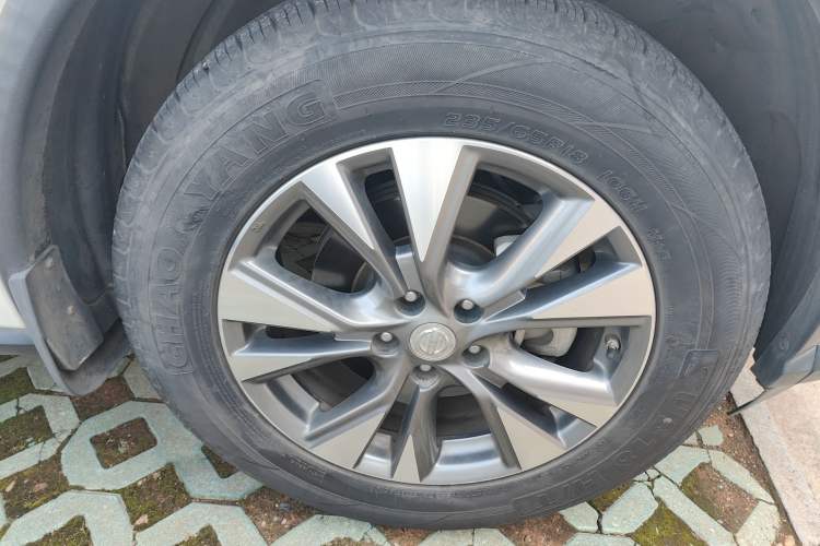Used Nissan Murano 2019 2.5L XL Two-Wheel Drive SmartConnect Luxury Edition China V Standard Right Front Wheel Hub