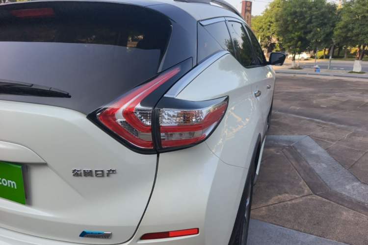 Used Nissan Murano 2019 2.5L XL Two-Wheel Drive Smart Connect Luxury Edition China VI Standard Right Rear Taillight