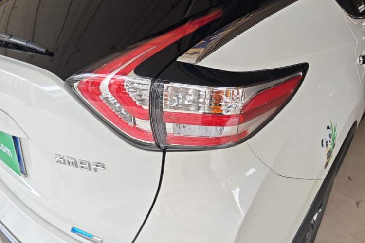 Used Nissan Murano 2019 2.5L XL Two-Wheel Drive Smart Connect Luxury Edition China VI Standard Right Rear Taillight