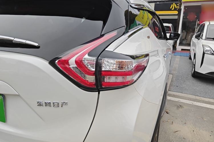 Used Nissan Murano 2019 2.5L XL Two-Wheel Drive Smart Connect Luxury Edition China VI Standard Right Rear Taillight